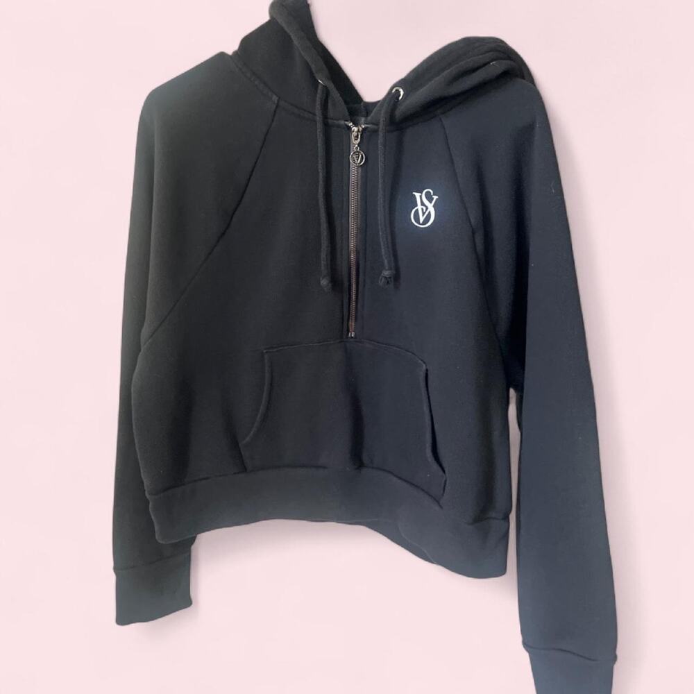 Ladies Victoria's Secret black cropped hoodie in size L